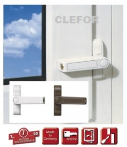 Verrou supplémentaire pour fenêtre et porte fenêtre PVC - Quincaillerie  CLEFOR - Serrures & Clés